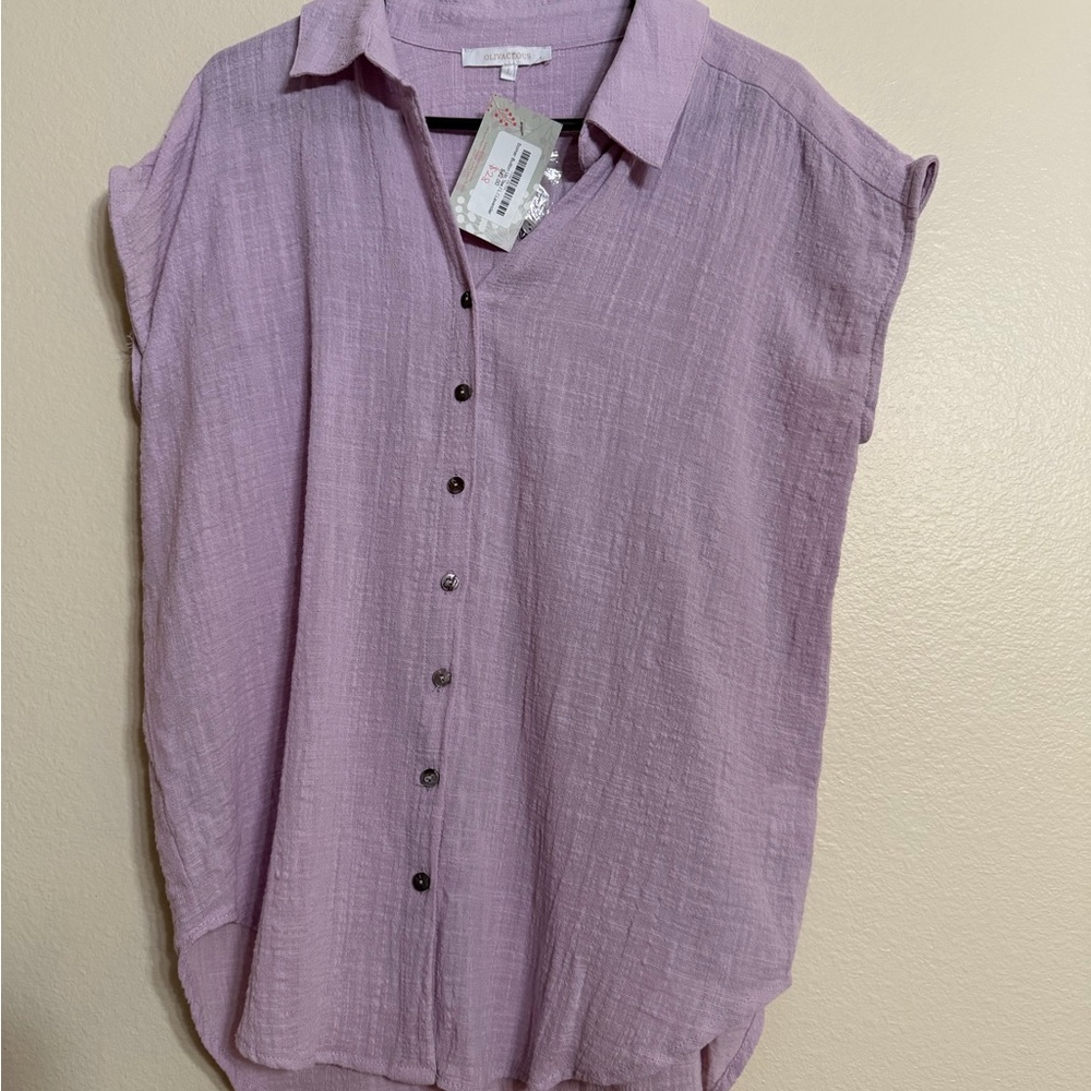Olivaceous Lavender Button-Front Cap Sleeve Shirt